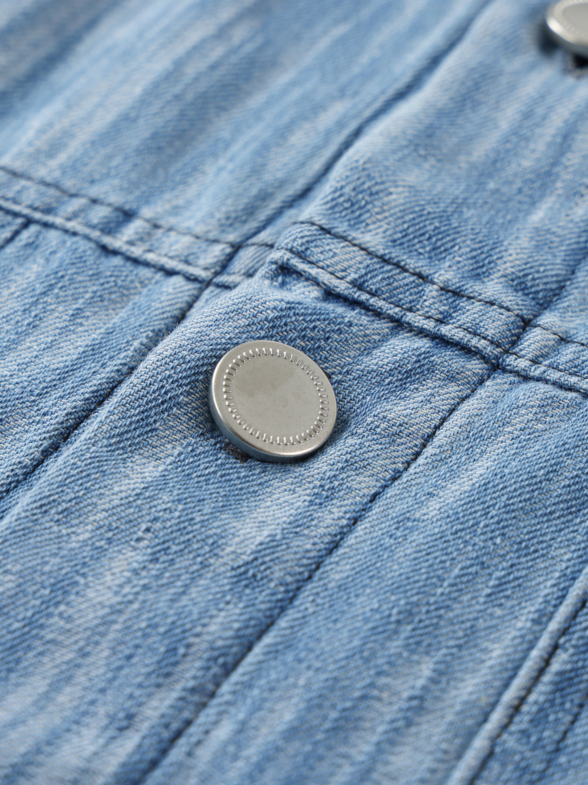 "GOING OUT" Button Short-Sleeve Shirt